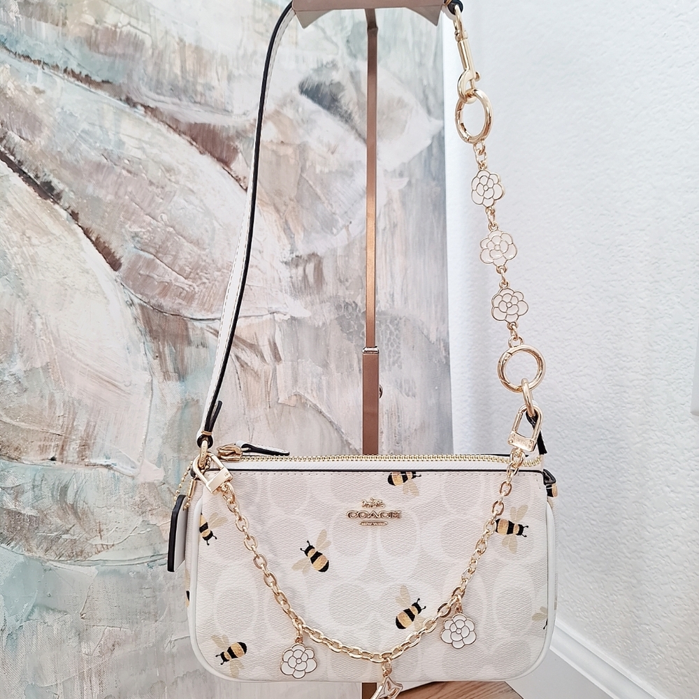 NWT Coach 🐝🐝  Nolita 19 In Signature Canvas With Bee Print Plus Floral Chains - Picture 3 of 12